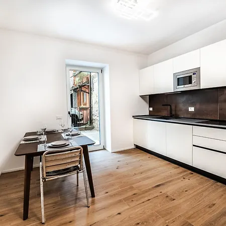 Apartment Travai 68, Urbana